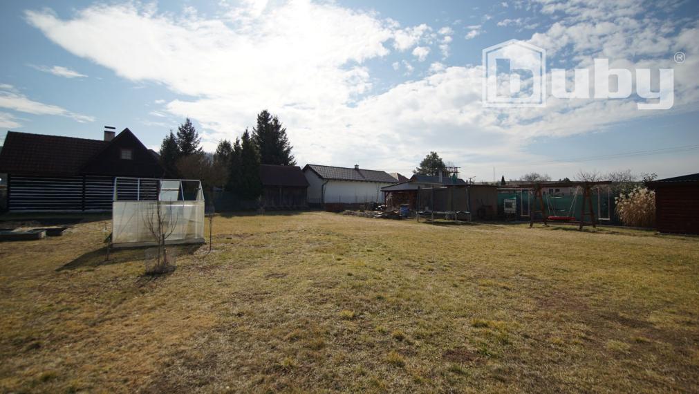 Poschodový 5 izbový rodinný dom na predaj, pozemok 1039 m2, obec Blatnica, okres Martin.