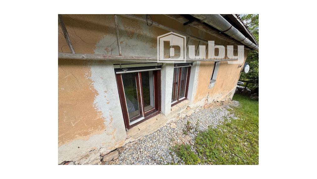 Chalupa s pozemkom 776 m2, Dolná Maríková - Hadoše