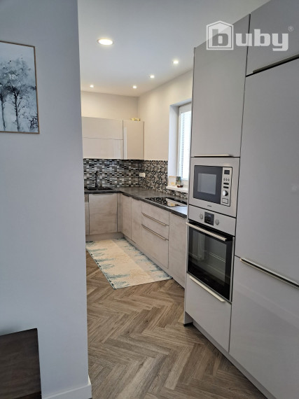 PRENÁJOM-MODERNÝ,ZARIADENÝ 3 IZB.BYT, BRVNIŠTE, POV.BYSTRICA