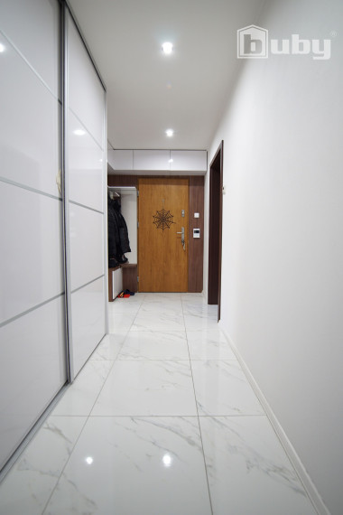 Na predaj 3 izbový byt po kompletnej rekonštrukcii, Martin - Priekopa.