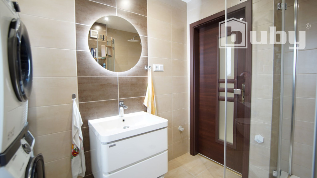 Na predaj 3 izbový byt po kompletnej rekonštrukcii, Martin - Priekopa.