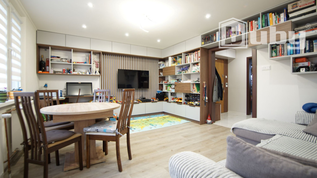 Na predaj 3 izbový byt po kompletnej rekonštrukcii, Martin - Priekopa.