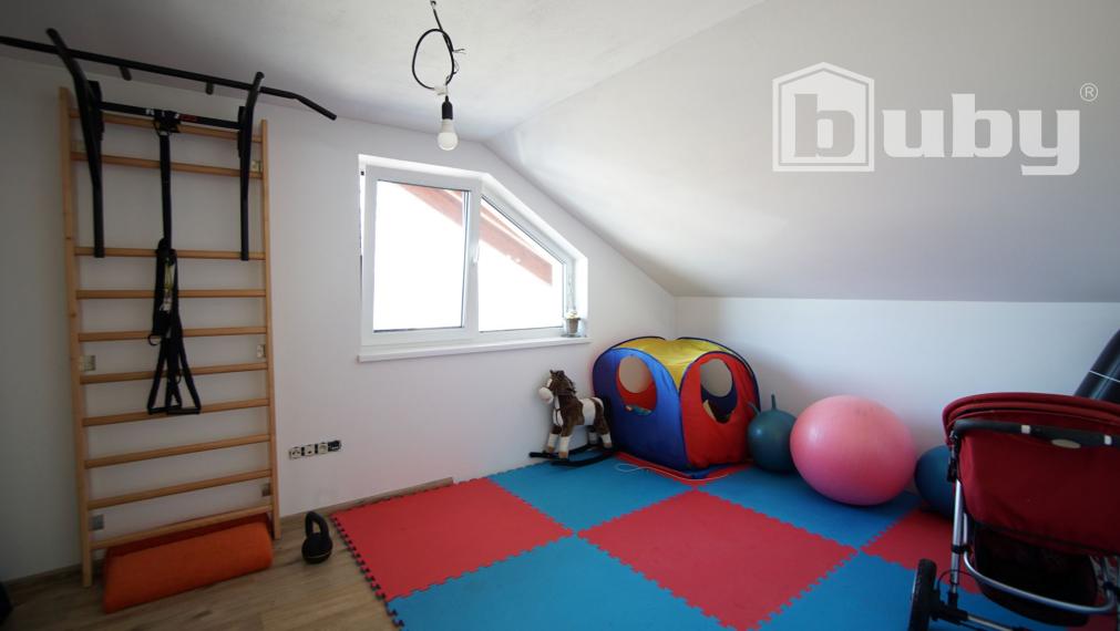 Rodinný dom na predaj, obec Blatnica, okres Martin, pozemok 1039m2.