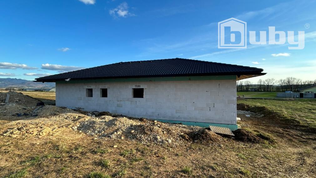 Rodinný dom - bungalov na predaj, Slovany, okres Martin.