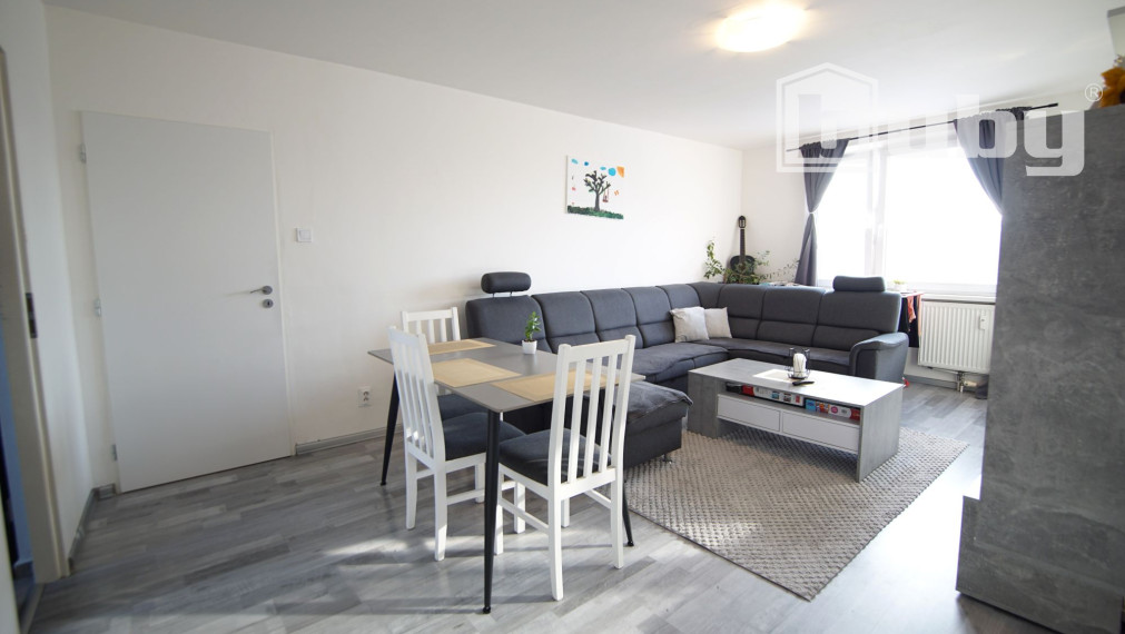 Predám 3 izbový byt ( bauring - 69 m2), vo Vrútkach.