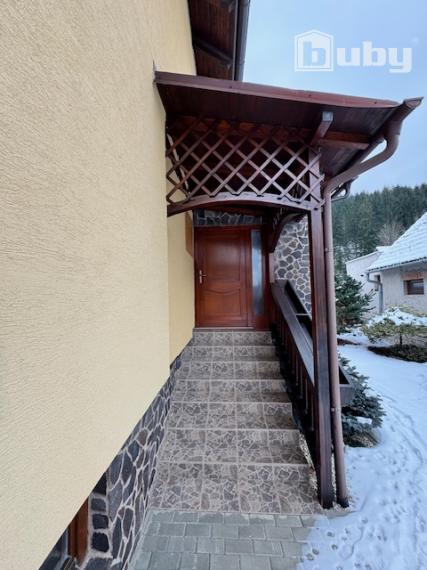 Rodinný dom 250 m2, pozemok 877 m2, predaj, Kunerad