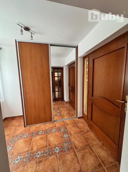 Rodinný dom 250 m2, pozemok 877 m2, predaj, Kunerad