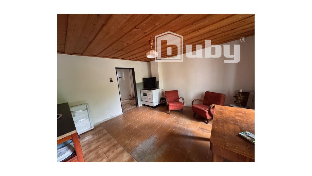 Chalupa s pozemkom 776 m2, Dolná Maríková - Hadoše