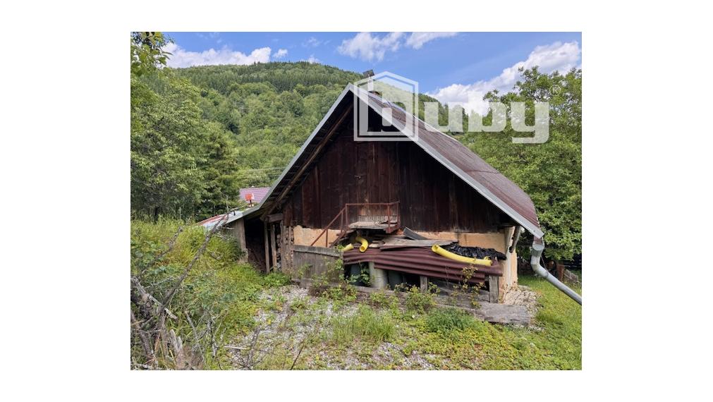 Chalupa s pozemkom 776 m2, Dolná Maríková - Hadoše