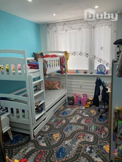 PREDAJ 3 IZBOVÝ BYT S LOGGIOU SNP, POVAŽSKÁ BYSTRICA