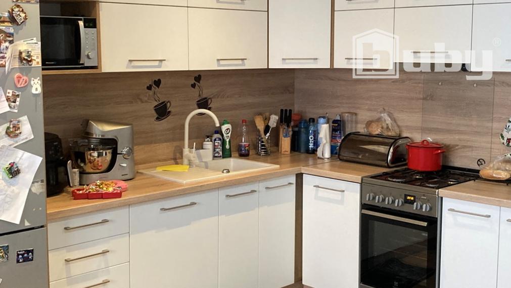 PREDAJ 3 IZBOVÝ BYT S LOGGIOU SNP, POVAŽSKÁ BYSTRICA