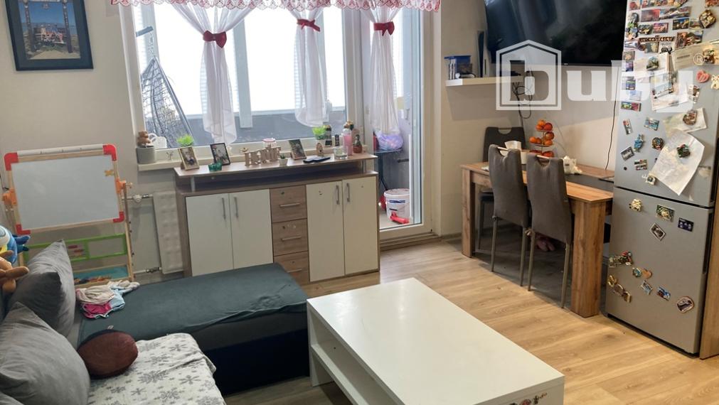 PREDAJ 3 IZBOVÝ BYT S LOGGIOU SNP, POVAŽSKÁ BYSTRICA