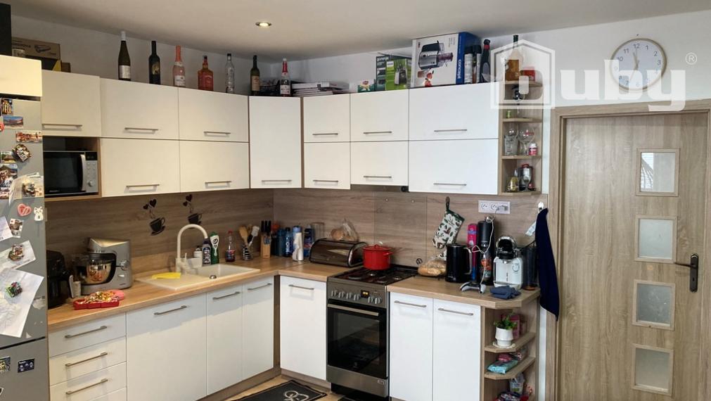 PREDAJ 3 IZBOVÝ BYT S LOGGIOU SNP, POVAŽSKÁ BYSTRICA