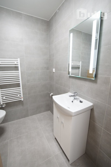 Novostavba - 1 izbový byt s parkovacím miestom na prenájom, Martin - Podháj.