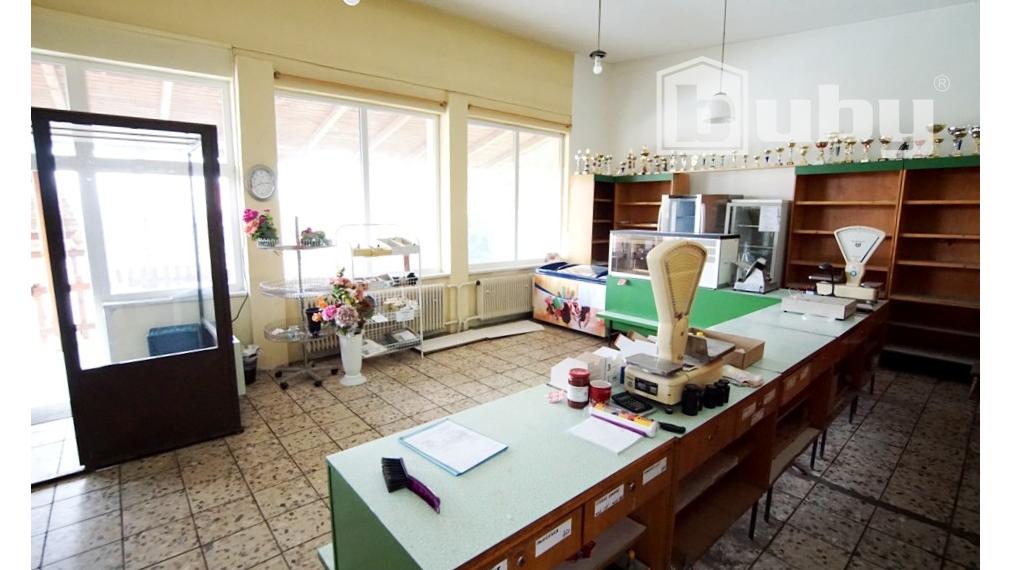 Polyfunkčná budova vhodná na podnikanie (výroba, sklad, sídlo firmy), alebo bývanie, obec Socovce, okres Martin