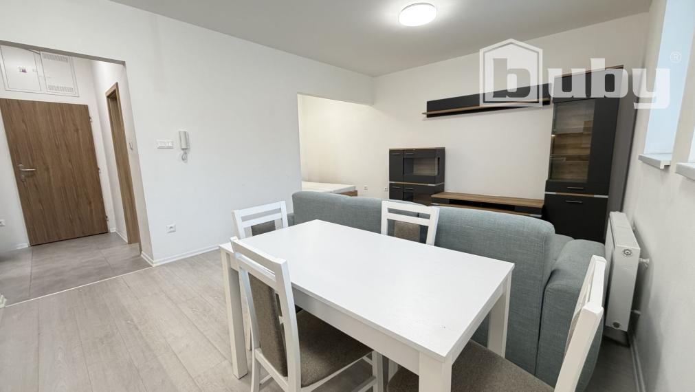 1 izbový byt s parkovacím miestom na prenájom, Martin - Podháj.