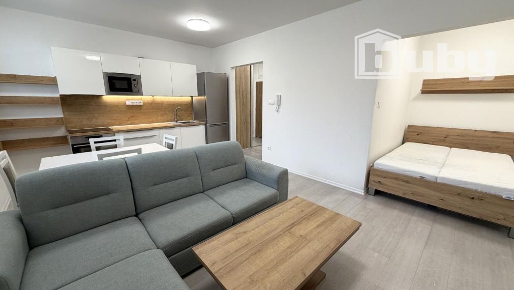 1 izbový byt s parkovacím miestom na prenájom, Martin - Podháj.