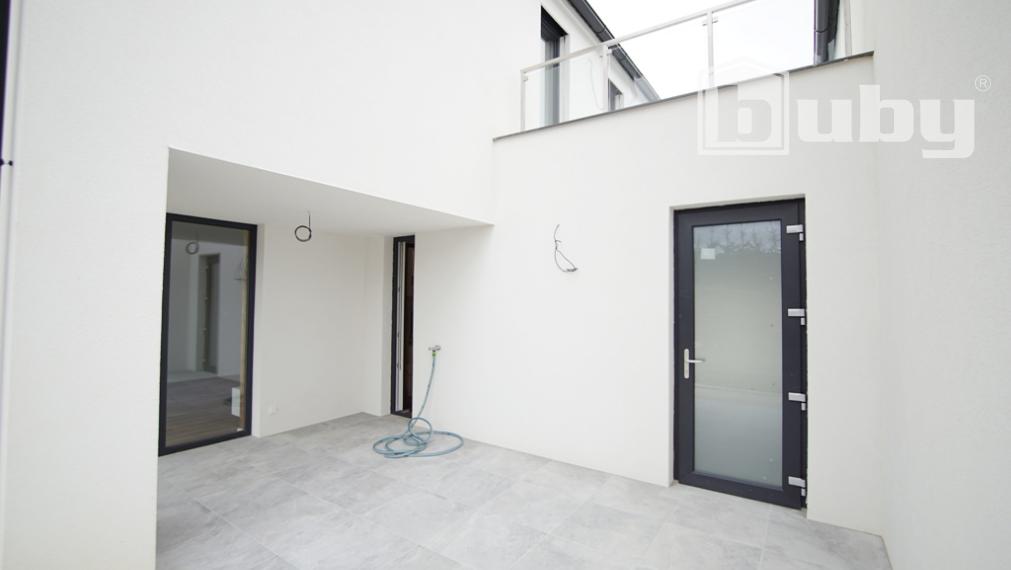 Na prenájom novostavba rodinného domu, Diaková pri Martine.