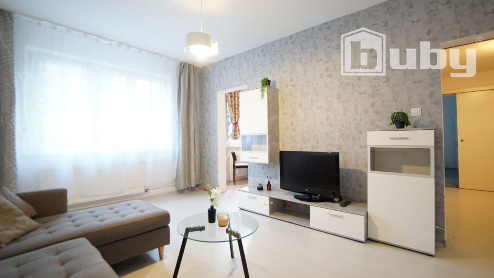 Na prenájom pekný 2 izbový byt (53 m2), na Bulvári v Žiline.