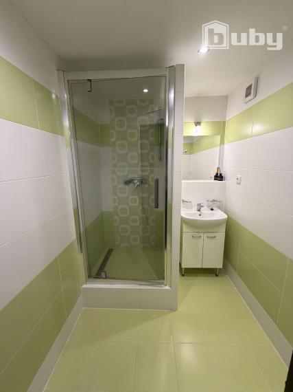 Prenajmem 2 izbový byt na prenájom, Martin - Záturčie.