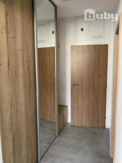 Predaj 1 izbový byt 39 m2, v novostavbe, s parkovacím miestom, Martin Podháj