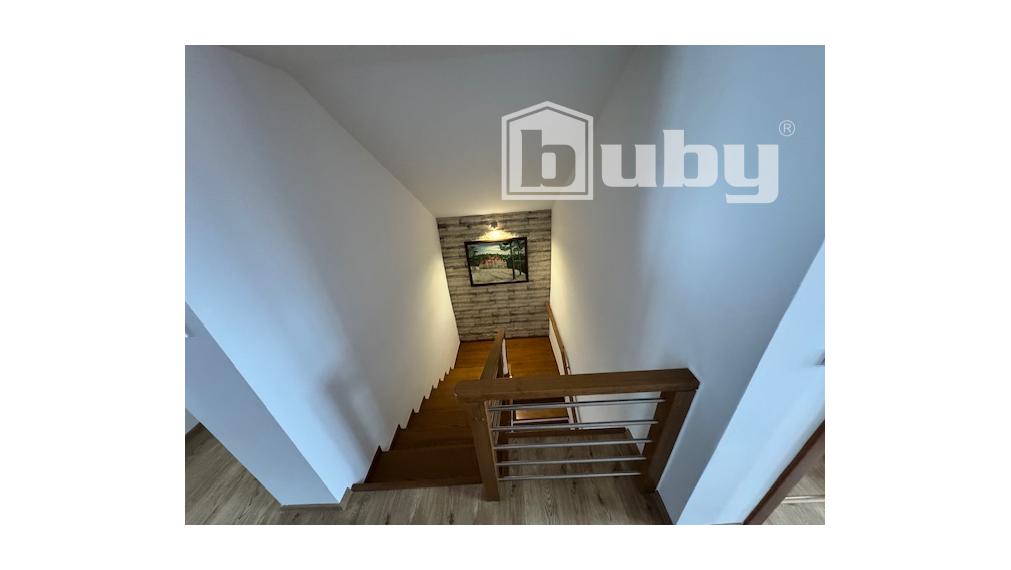 Rodinný dom 250 m2, pozemok 350 m2, predaj, Kunerad