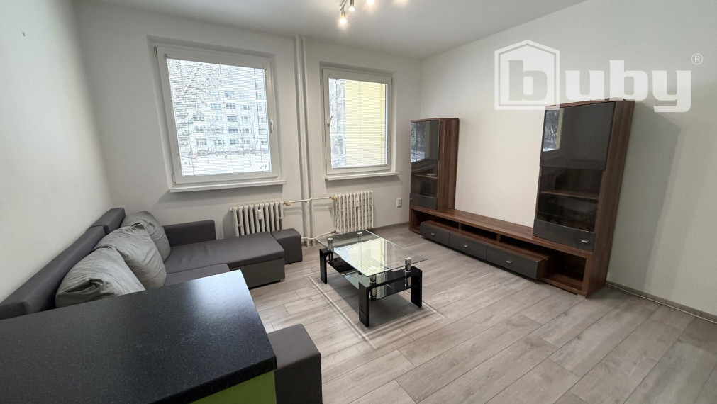 Na prenájom menší 2 izbový byt v Martine, časť Záturčie.