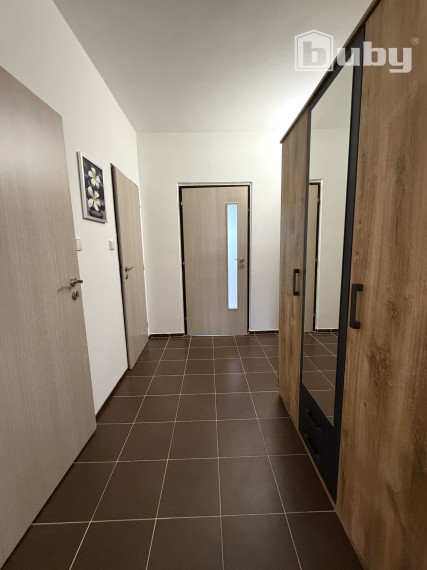 Na prenájom menší 2 izbový byt v Martine, časť Záturčie.