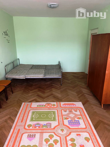 PRENÁJOM - 2 IZBOVÝ BYT STRED POVAŽSKÁ BYSTRICA