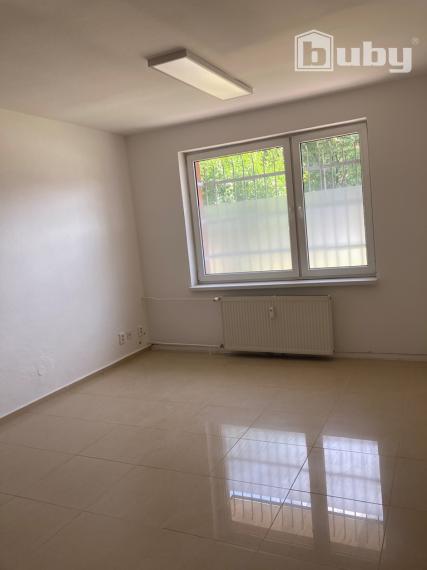 PREDAJ 3IZB. BYT STRED, POVAŽSKÁ BYSTRICA, ZĽAVA !