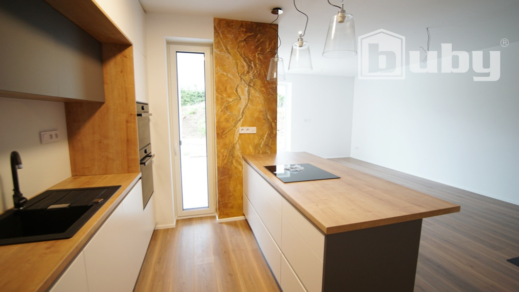 Prenajmem rodinný dom, novostavba v obci Diaková, pri Martine.