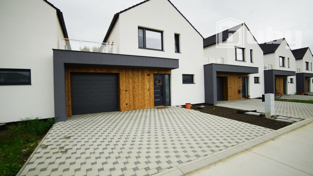 Prenajmem rodinný dom, novostavba v obci Diaková, pri Martine.