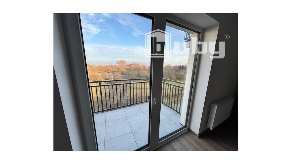 Prenájom 1 izbový byt 38 m2 s balkónom, novostavba, Martin