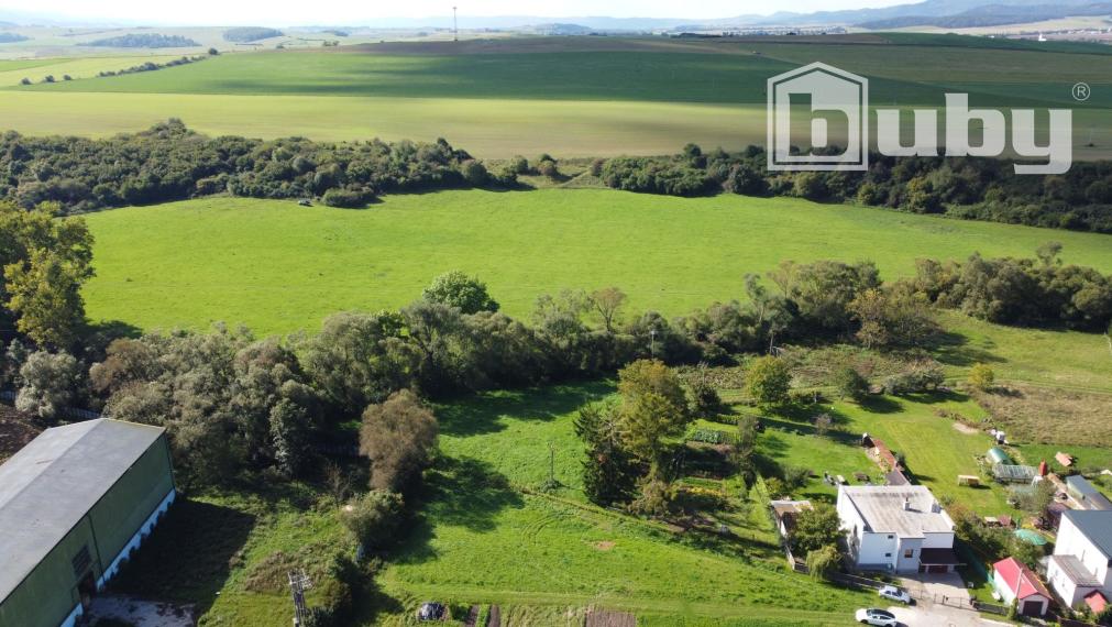 Veľký, rovinatý pozemok na predaj, Žabokreky, 3 860 m2.