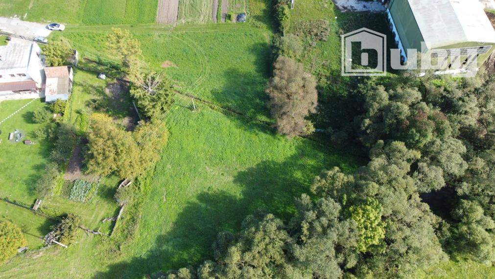 Veľký, rovinatý pozemok na predaj, Žabokreky, 3 860 m2.