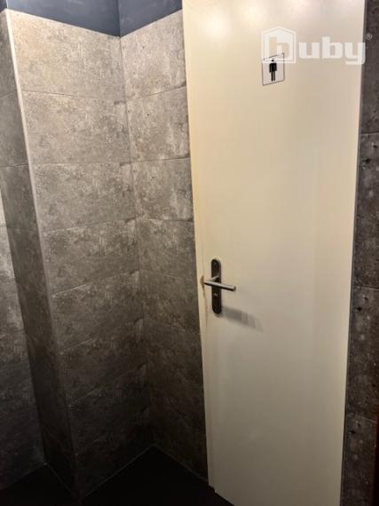 Obchodné priestory 145 m2, prenájom v centre Žiliny