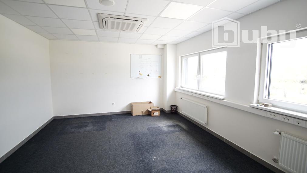 Výrobno skladovacie priestory na prenájom, od 2000 m2, Martin.