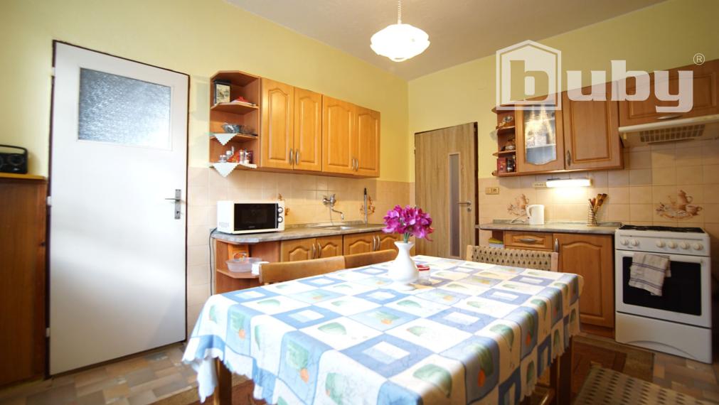 Na predaj rodinný dom, Kláštor pod Znievom, okres Martin,  770 m2 pozemok.