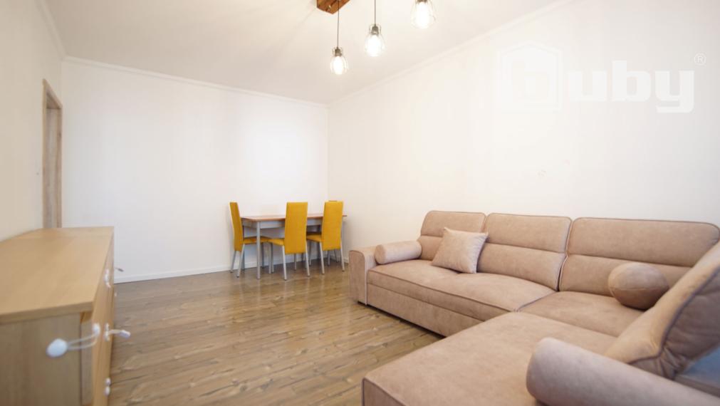 Na predaj 3 izbový byt v centre Martina, kompletná rekonštrukcia, 65 m2.