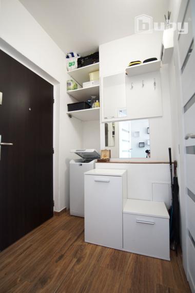 Na predaj 1 izbový byt s balkónom. Martin, Ľadoveň.