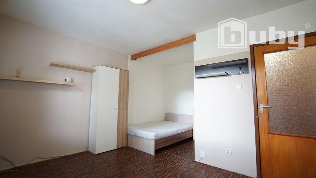 Predám 1 izbový byt (bauring) vo Vrútkach, 30 m2.