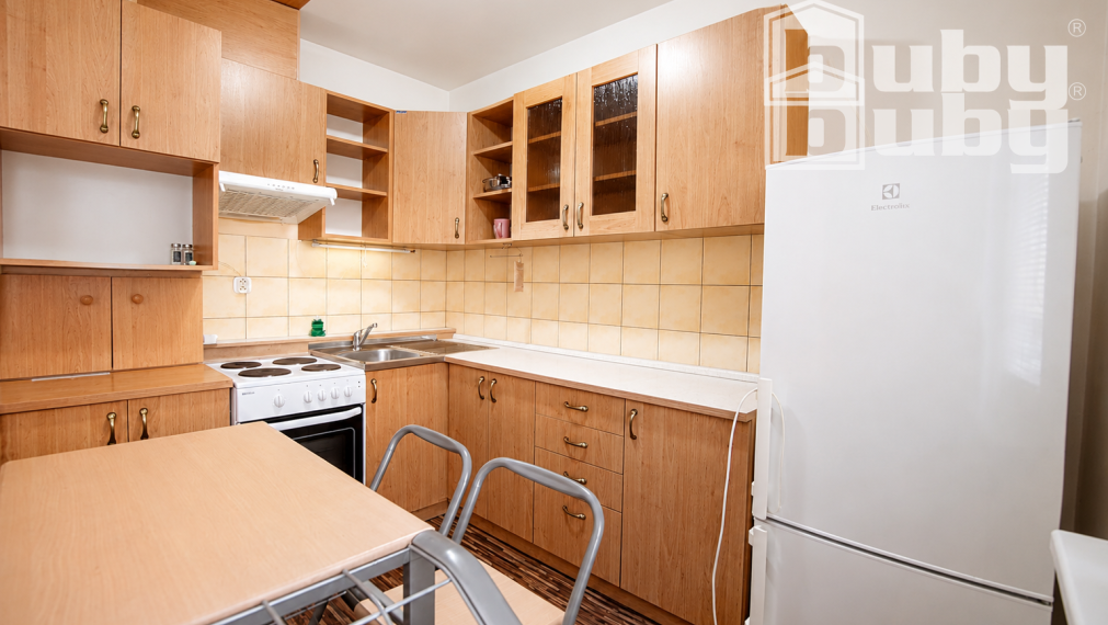 1 izbový byt na predaj (bauring) 30 m2, čiastočná rekonštrukcia.