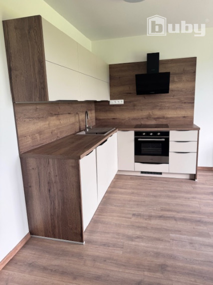 Prenájom nový 1 izbový byt 38 m2, balkón, Košútska, Martin