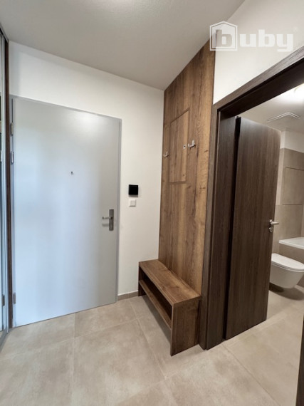 Prenájom nový 1 izbový byt 38 m2, balkón, Košútska, Martin