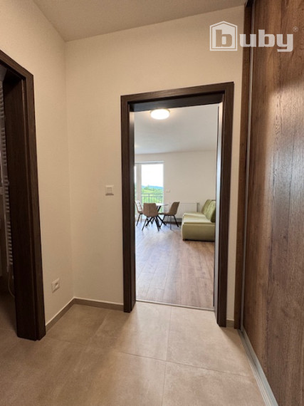 Prenájom nový 1 izbový byt 38 m2, balkón, Košútska, Martin