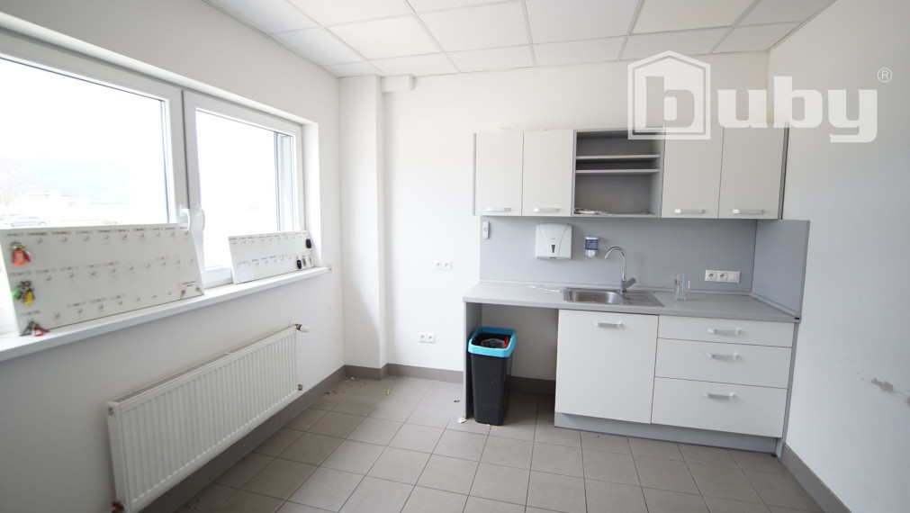 Výrobno skladovacie priestory na prenájom, od 2000 m2, Martin.