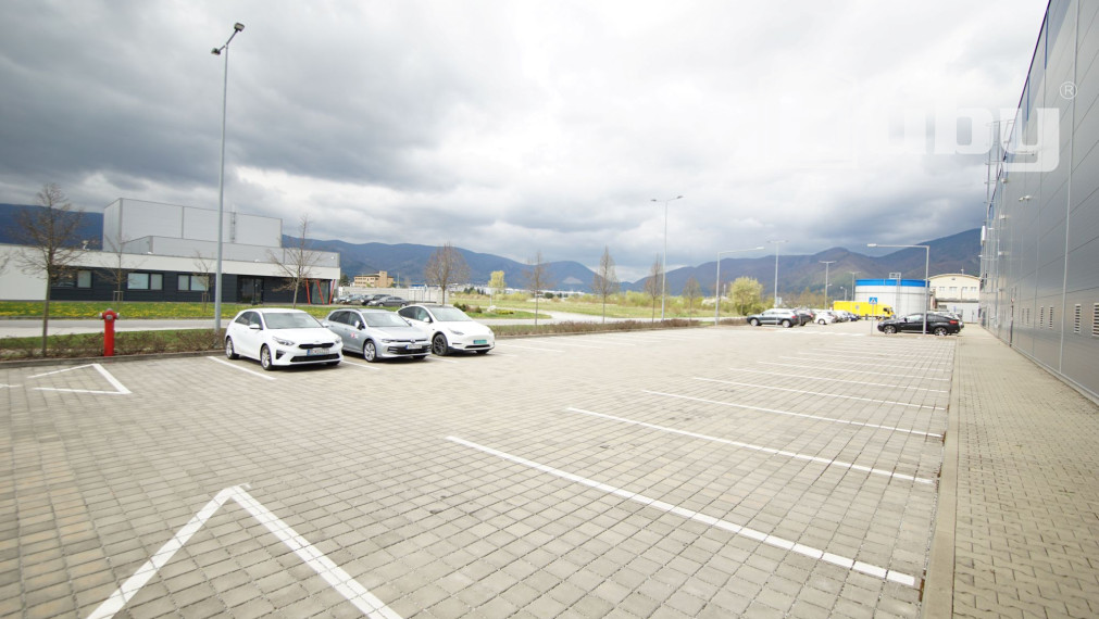 Výrobno skladovacie priestory na prenájom, od 2000 m2, Martin.