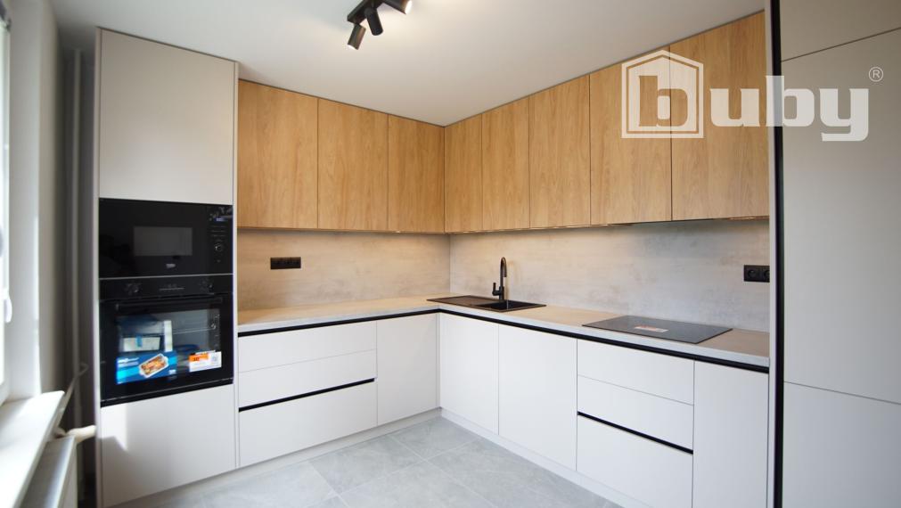 Predám kompletne zrekonštruovaný 3-izbový byt (85 m²), Vrútky.