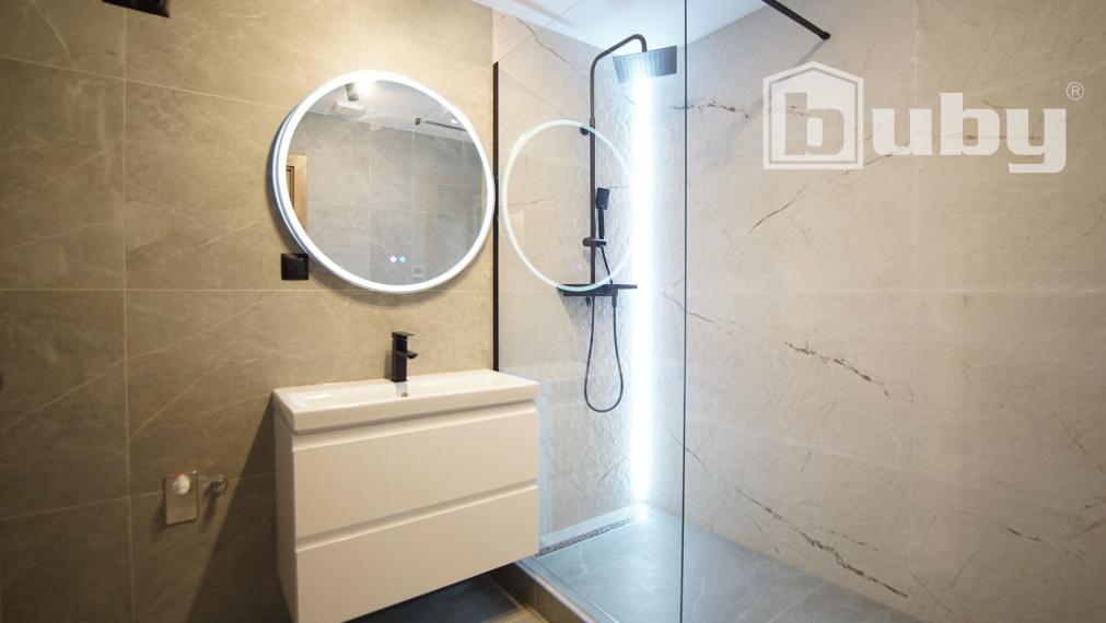 Predám kompletne zrekonštruovaný 3-izbový byt (85 m²), Vrútky.
