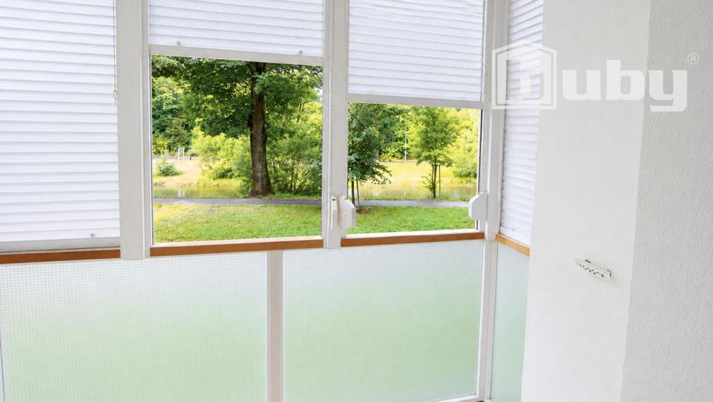 Veľký 3 izbový byt na predaj, kompletná rekonštrukcia, 85 m².
